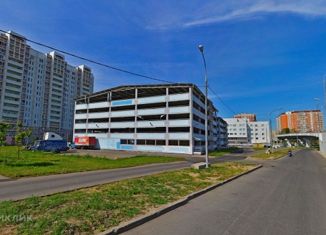 Продаю машиноместо, 12 м2, Москва, улица Маршала Савицкого, 4, станция Щербинка
