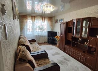 Продам двухкомнатную квартиру, 43.8 м2, Кемеровская область, Строительная улица, 22