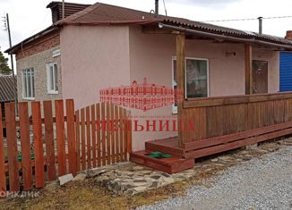 Продаю дом, 77 м2, село Мраморское, улица 40-летия Октября, 14