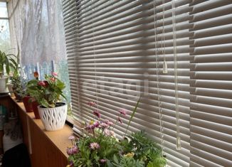 Продается 3-комнатная квартира, 70.3 м2, рабочий посёлок Константиновский, улица Победы, 10