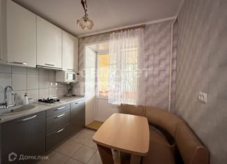 Продаю 2-комнатную квартиру, 48 м2, Курская область, улица Карла Маркса, 67к3