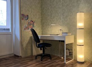 Продам 1-ком. квартиру, 33 м2, Самара, Балаковская улица, 18А, метро Спортивная