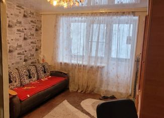 Сдам 1-ком. квартиру, 40 м2, поселок Листвянка, Советская улица, 6