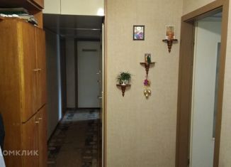 Продается 3-комнатная квартира, 70 м2, Владикавказ, улица Куйбышева, 128к3, микрорайон Весна