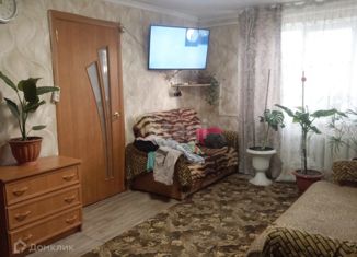Продается трехкомнатная квартира, 50.4 м2, село Табачное, Юбилейная улица, 12