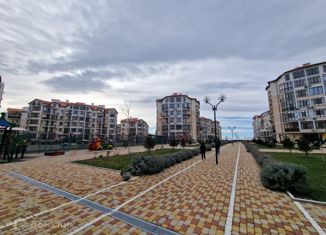 Продаю 1-ком. квартиру, 54 м2, Геленджик, Крымская улица