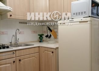 Сдам в аренду 2-комнатную квартиру, 52 м2, Москва, Черноморский бульвар, 4, Нагорный район