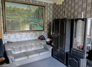 Продается 4-комнатная квартира, 98.2 м2, Саратовская область, проспект имени 50 лет Октября, 73