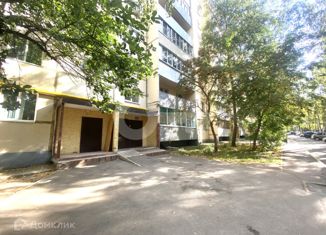 Продается 3-комнатная квартира, 65 м2, Татарстан, улица Рихарда Зорге, 113