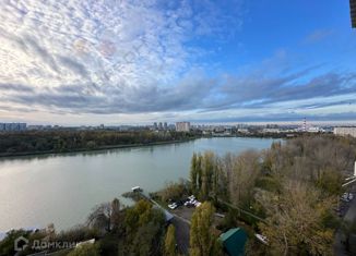 Продаю 1-ком. квартиру, 49 м2, Краснодар, Парусная улица, 10к1, ЖК Речной Бриз