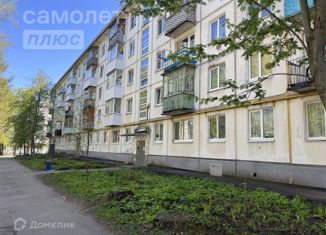 Продажа 2-комнатной квартиры, 41.7 м2, Ижевск, улица 30 лет Победы, 68