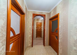 Продаю трехкомнатную квартиру, 80 м2, Саратов, улица имени Ф.А. Блинова, 2