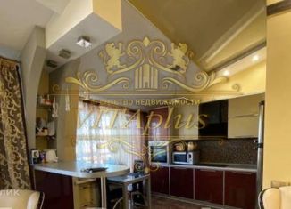 Продажа 3-ком. квартиры, 72 м2, Артём, улица Лазо, 22
