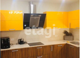 Продажа 3-ком. квартиры, 83 м2, Ухта, улица М.К. Сидорова, 9