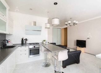 Аренда 3-ком. квартиры, 70 м2, Санкт-Петербург, Ропшинская улица, 30, Ропшинская улица