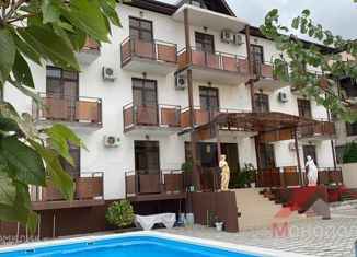 Продается дом, 930 м2, село Сукко, Радужная улица, 8