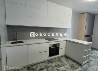 Продается двухкомнатная квартира, 79 м2, Рязань, улица Чапаева, 61
