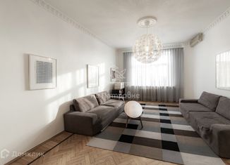 Продаю двухкомнатную квартиру, 85.2 м2, Москва, Тверской бульвар, 17с1, Тверской бульвар