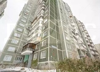 Продаю четырехкомнатную квартиру, 83.7 м2, Екатеринбург, улица Шейнкмана, 102, метро Геологическая