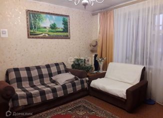 Продажа 3-комнатной квартиры, 70 м2, поселок городского типа Товарково, микрорайон Первомайский, 5