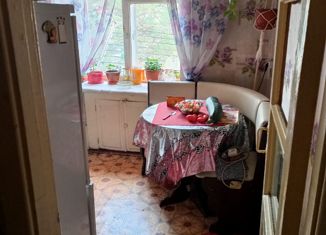 Продажа 2-комнатной квартиры, 43 м2, Мыски, 9-й квартал, 8