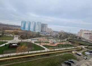 Продажа 1-ком. квартиры, 45 м2, Краснодар, улица имени Валерия Гассия, 5, Карасунский округ