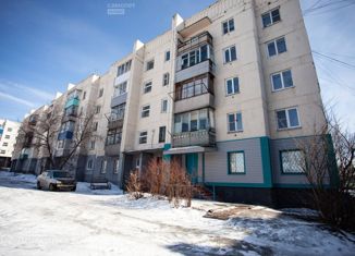 Продается четырехкомнатная квартира, 78 м2, Кемеровская область, Молодёжная улица, 10