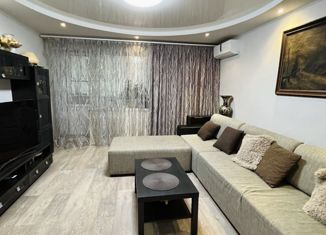 Продаю 4-комнатную квартиру, 78 м2, Волгоград, Московская улица, 6А, район Семь Ветров