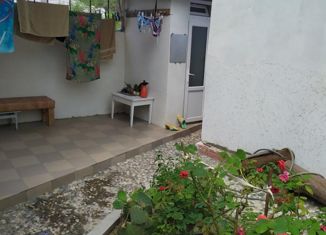 2-ком. квартира на продажу, 43.9 м2, Крым, улица Гагарина, 36