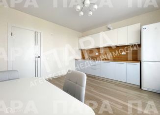 Сдается в аренду 1-комнатная квартира, 50 м2, Самара, улица Советской Армии, 179, ЖК Олимп