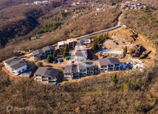 Продается трехкомнатная квартира, 70 м2, поселок городского типа Восход, улица Авроры, 110