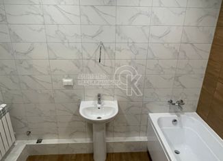 Продам 3-комнатную квартиру, 74 м2, Арск, улица Сызгановых, 3А