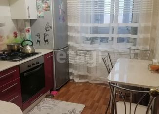 Продается 2-ком. квартира, 50 м2, Стерлитамак, улица Худайбердина, 48