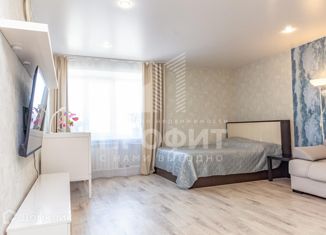 Продаю 2-ком. квартиру, 53 м2, Новосибирск, Ипподромская улица, 22/2, метро Маршала Покрышкина