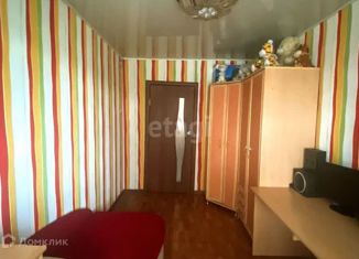 3-комнатная квартира на продажу, 61.6 м2, Кемеровская область, улица Зварыгина, 8