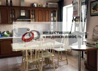 Продаю 4-ком. квартиру, 140 м2, Ставрополь, Восточный переулок, 21, микрорайон № 23