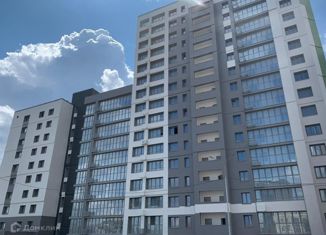 Продам 4-комнатную квартиру, 131 м2, Республика Башкортостан, улица Октябрьской Революции, 62/1