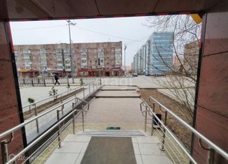 Продаю офис, 56 м2, Новый Уренгой, микрорайон Советский, 3/2