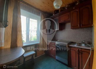 Продается 3-комнатная квартира, 49 м2, Скопин, микрорайон АЗМР, 16