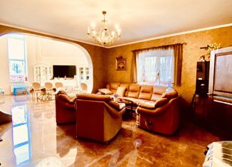 Продам дом, 740 м2, деревня Баранцево