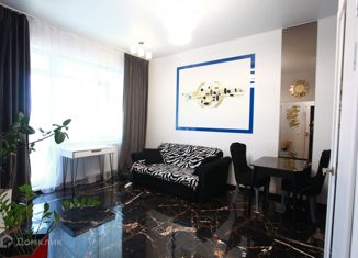 Продается 1-комнатная квартира, 38.8 м2, Удмуртия, улица имени В.С. Тарасова, 1