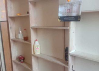 Сдается в аренду комната, 12 м2, Новороссийск, улица Сакко и Ванцетти, 12