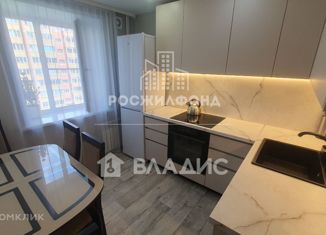 Продается 3-ком. квартира, 59.1 м2, Чита, улица Журавлёва, 74