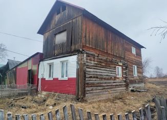 Продам дом, 147 м2, поселок городского типа Козулька, Советская улица