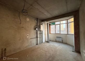 Продам трехкомнатную квартиру, 93 м2, Черкесск, Кузнечный переулок, 2Д