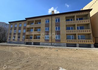 2-ком. квартира на продажу, 73.5 м2, Таганрог, улица Маршала Жукова, 1Д