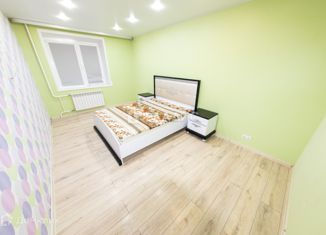 Сдается двухкомнатная квартира, 65 м2, Владимирская область, Новгородская улица, 36