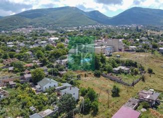 Продаю земельный участок, 5.6 сот., село Орлиное, улица Владимира Тюкова