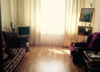 Продается 4-комнатная квартира, 85.6 м2, Армавир, 8-й микрорайон, 1/1