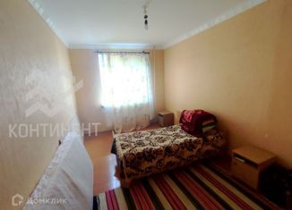 Продается 2-комнатная квартира, 58 м2, поселок городского типа Мирный, улица Сырникова, 27